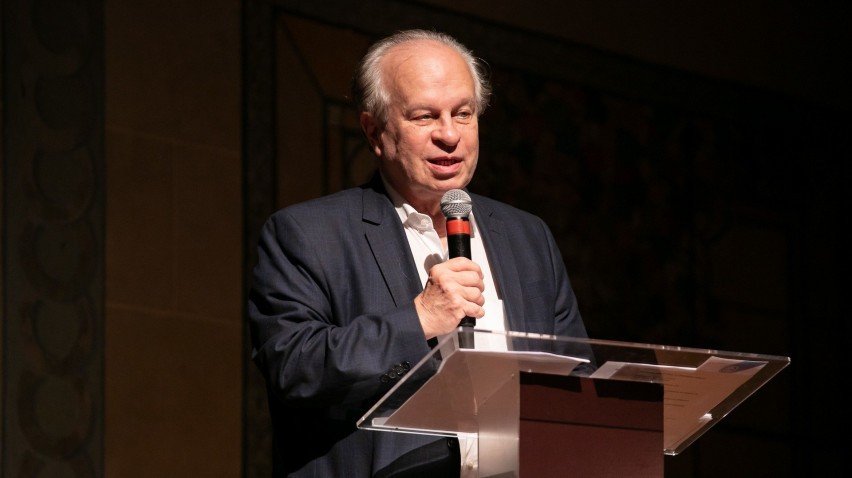 Renato Janine Ribeiro, presidente da SBPC, criticou tarifação de Trump na abertura do encontro, no Recife