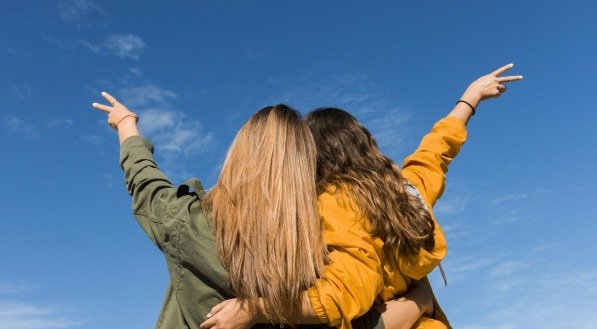 Frases para o Dia do Amigo 2025: versões fofas, engraçadas e inspiradoras