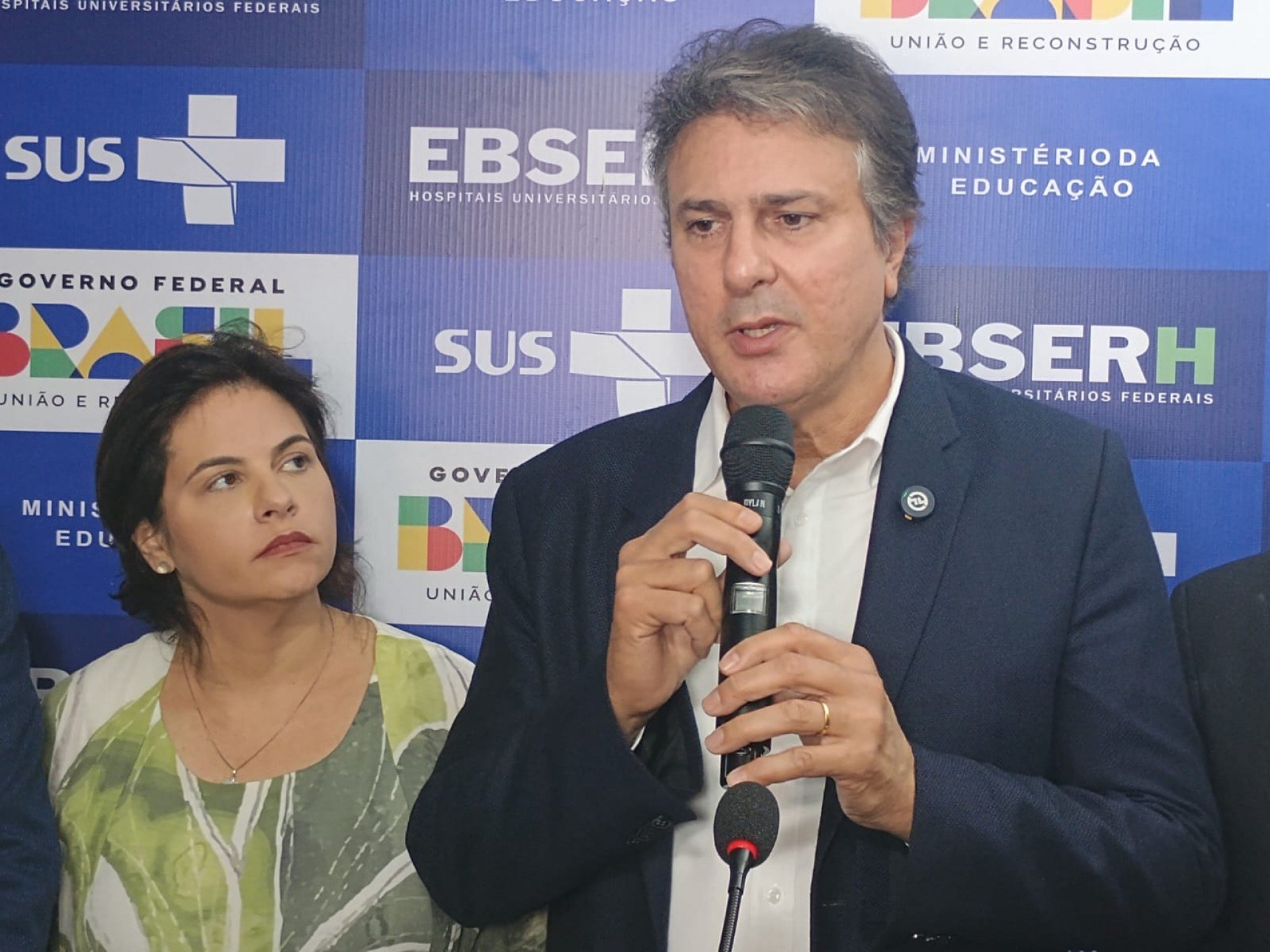 Foto da capa: Enem e Educação