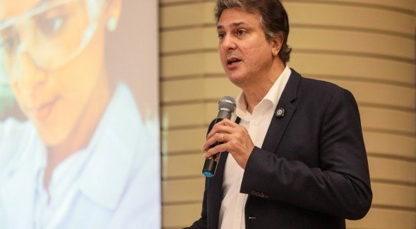 O ministro da Educação, Camilo Santana, participa da 77ª Reunião Anual da SBPC em Recife