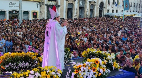 Dom Paulo Jackson presidiu a Missa Campal do Dia da Padroeira do Recife