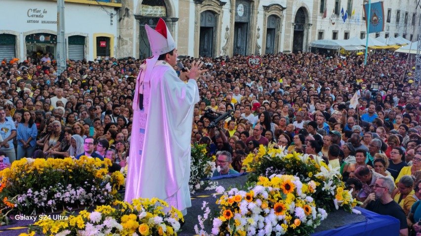 Dom Paulo Jackson presidiu a Missa Campal do Dia da Padroeira do Recife
