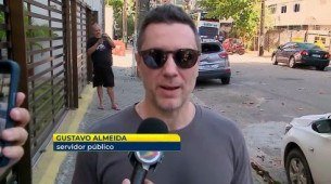 Turistas Enfrentam Pesadelo: Carro Alugado Destruído por Árvore em Boa Viagem - Recife