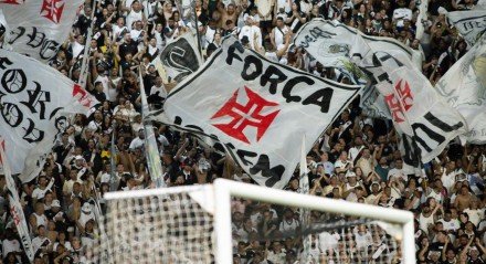 O papo foi em tom de conversa, por conta de sequência negativa de resultados do Vasco no ano. O presidente do clube autorizou a entrada dos torcedores.