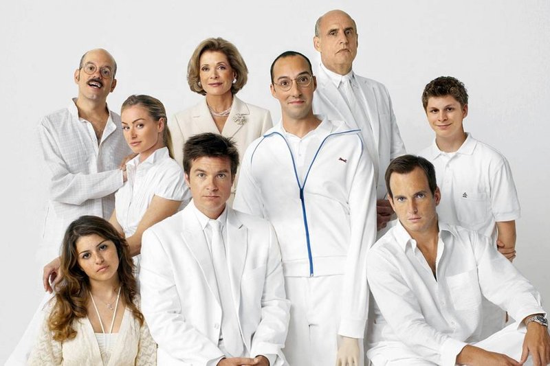 Arrested Development teve audiência tão baixa que foi cancelada pela Fox. Anos depois, a Netflix resgatou a produção, que se tornou uma comédia de culto