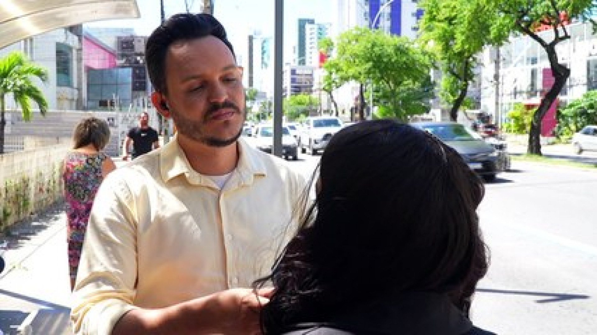 Mulher grava importunação sexual sofrida em ônibus no Recife