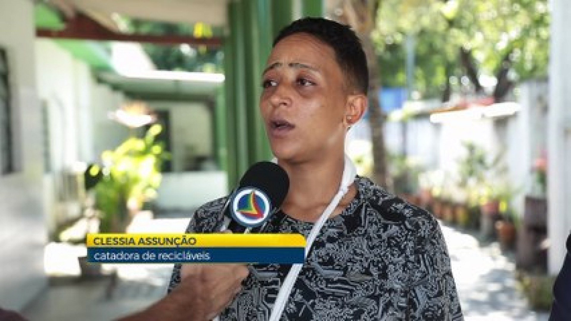 Mulher é agredida por segurança do IMIP enquanto dormia em maca hospitalar