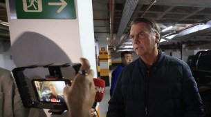 A apuração detectou que Bolsonaro financiou movimento por meio da remessa de R$ 2 milhões para seu filho, o deputado federal licenciado Eduardo Bolsonaro