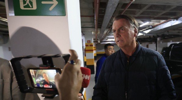 A apuração detectou que Bolsonaro financiou movimento por meio da remessa de R$ 2 milhões para seu filho, o deputado federal licenciado Eduardo Bolsonaro