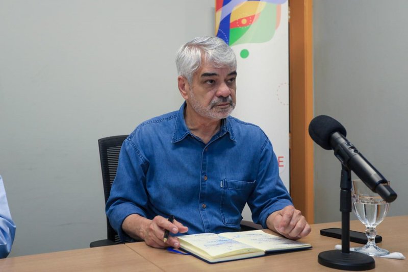 Humberto Costa destaca indefinição do PT em Pernambuco e projeta disputa acirrada em 2026