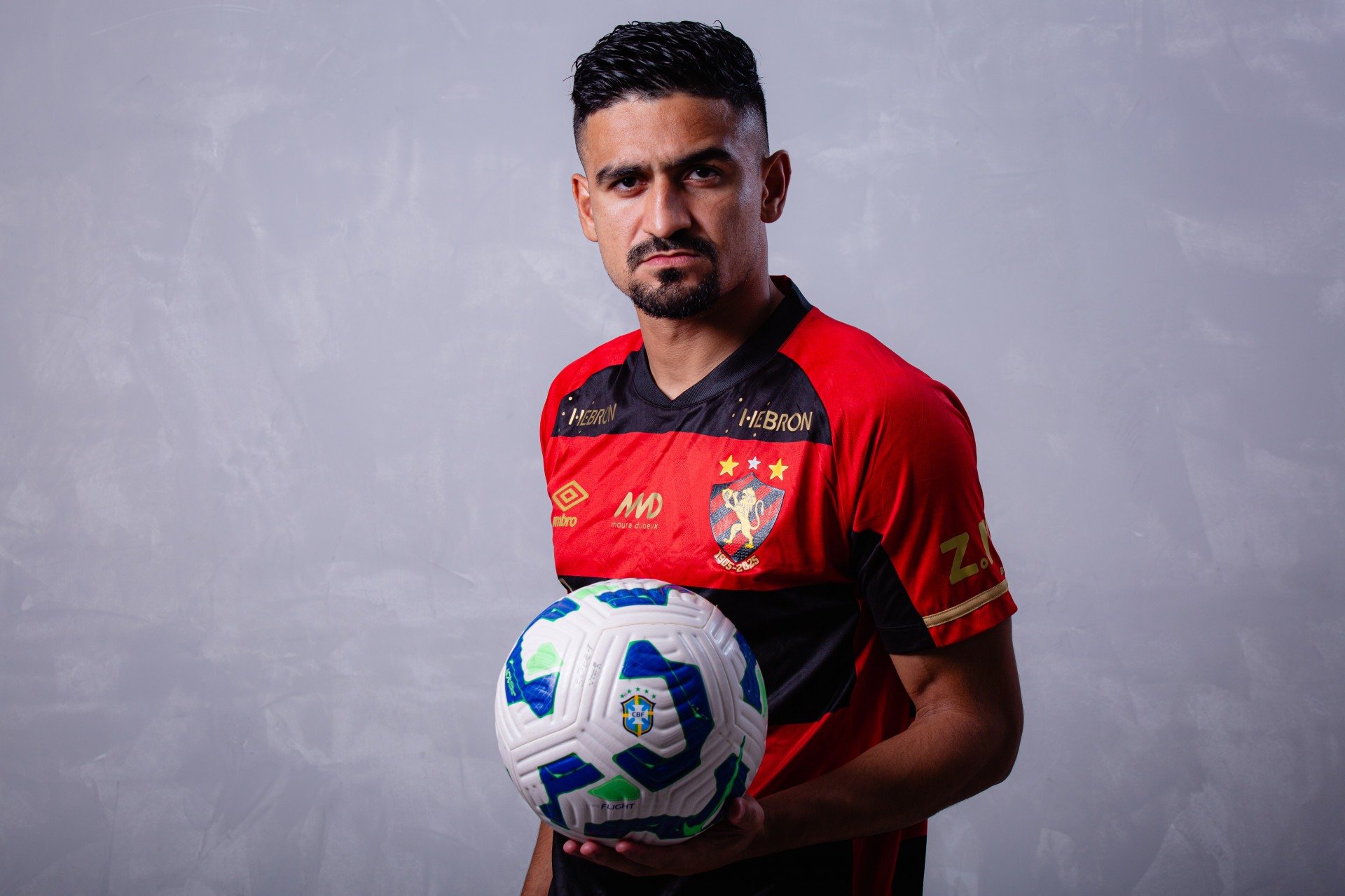 Imagem do zagueiro Ramón