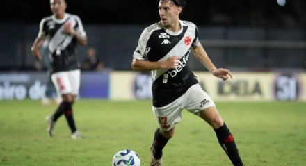 Com cenários parecidos, equipes duelam neste sábado (19), às 17h30, em São Januário