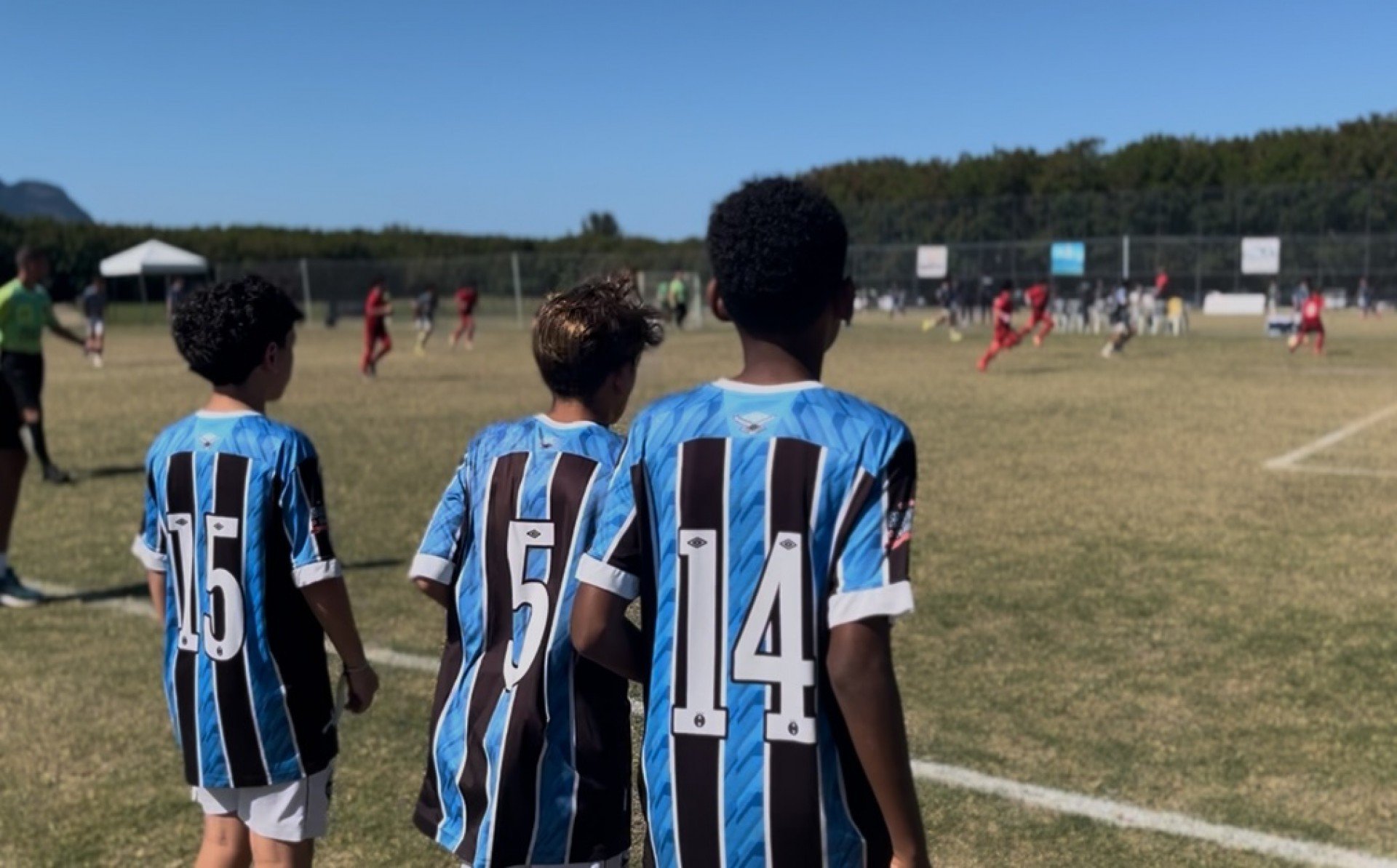 Grêmio Factory faz jogo de tirar o fôlego e vence o Club Athletico Paranaense nas quartas de final da IberCup