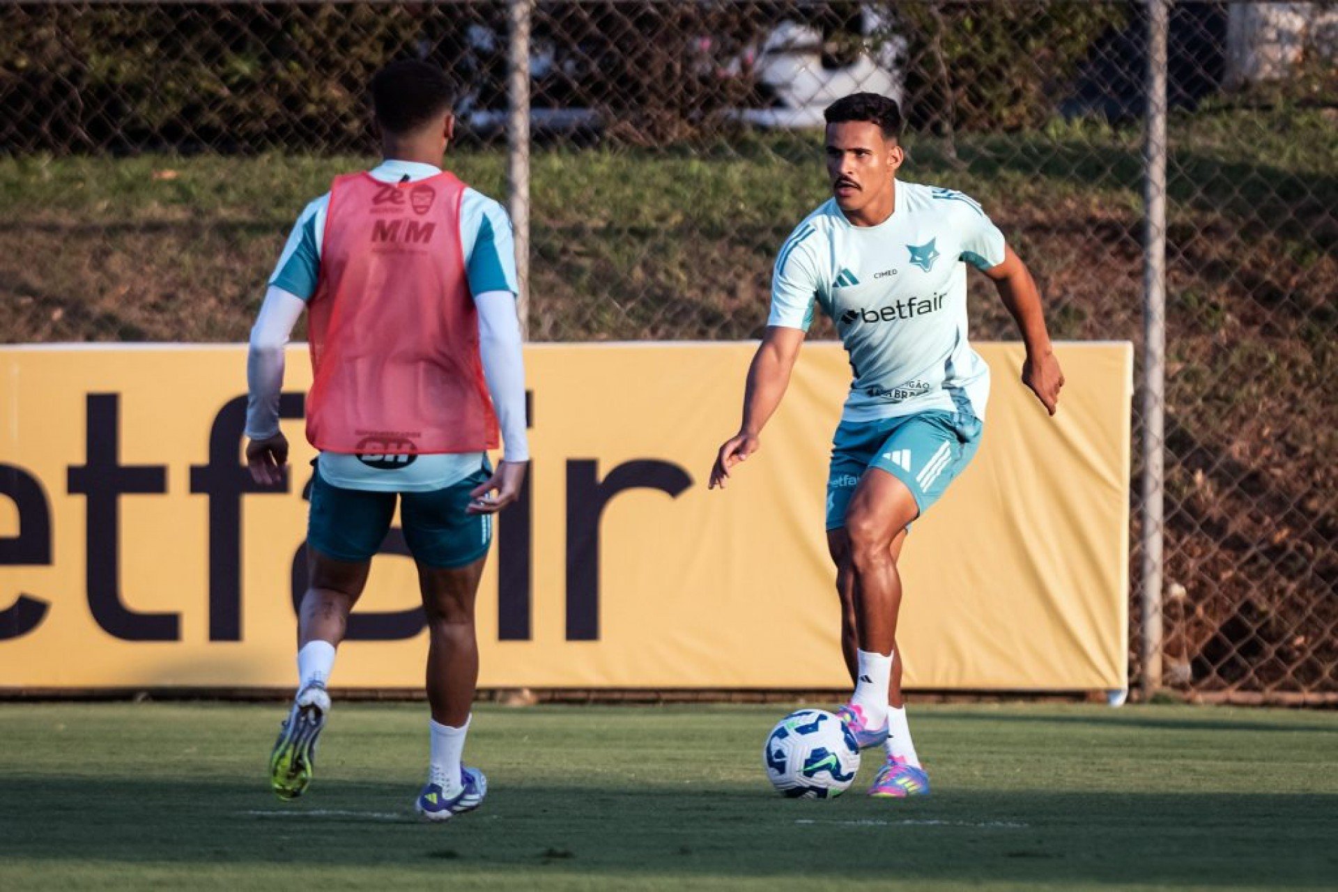 No Mineirão, Cruzeiro enfrenta o Juventude para se firmar na liderança