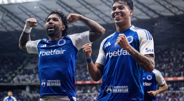 Com show de dupla de ataque Cruzeiro goleia Juventude e segue na liderança do Brasileirão