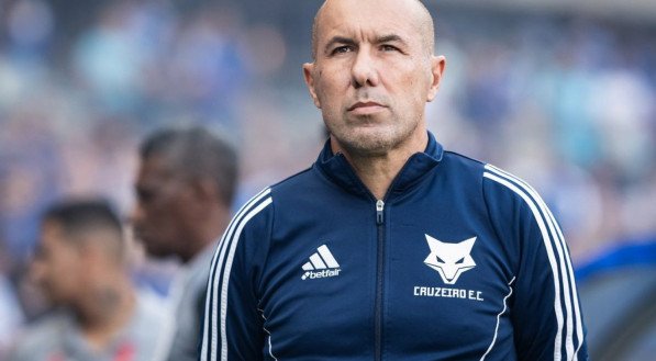 Jardim enaltece grupo unido e exalta torcida celeste após vitória no Mineirão