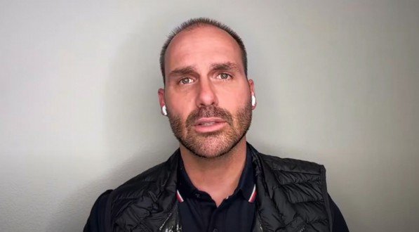 Eduardo Bolsonaro foi eleito deputado federal por São Paulo