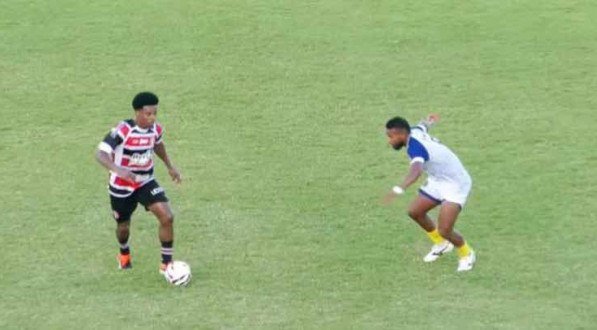 Lance do jogo entre Horizonte x Santa Cruz pela Série D