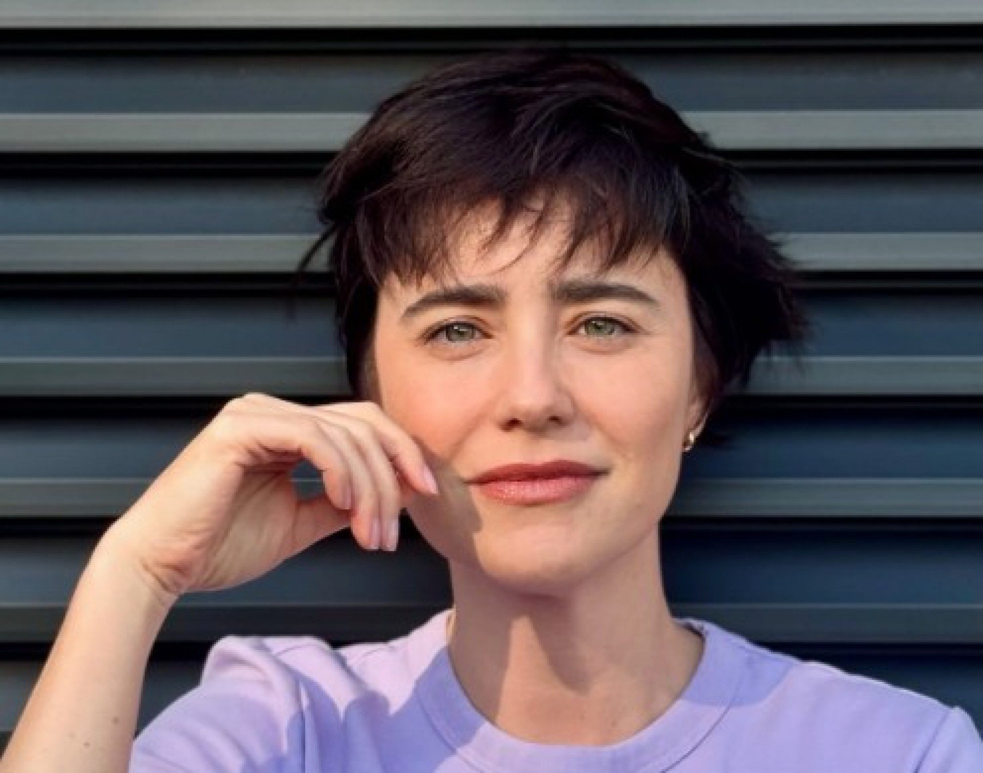 Fernanda Vasconcellos muda visual e volta às novelas da Globo