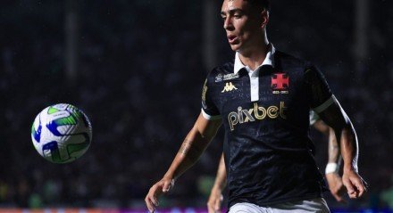 Jogador uruguaio está atualmente no Vasco 