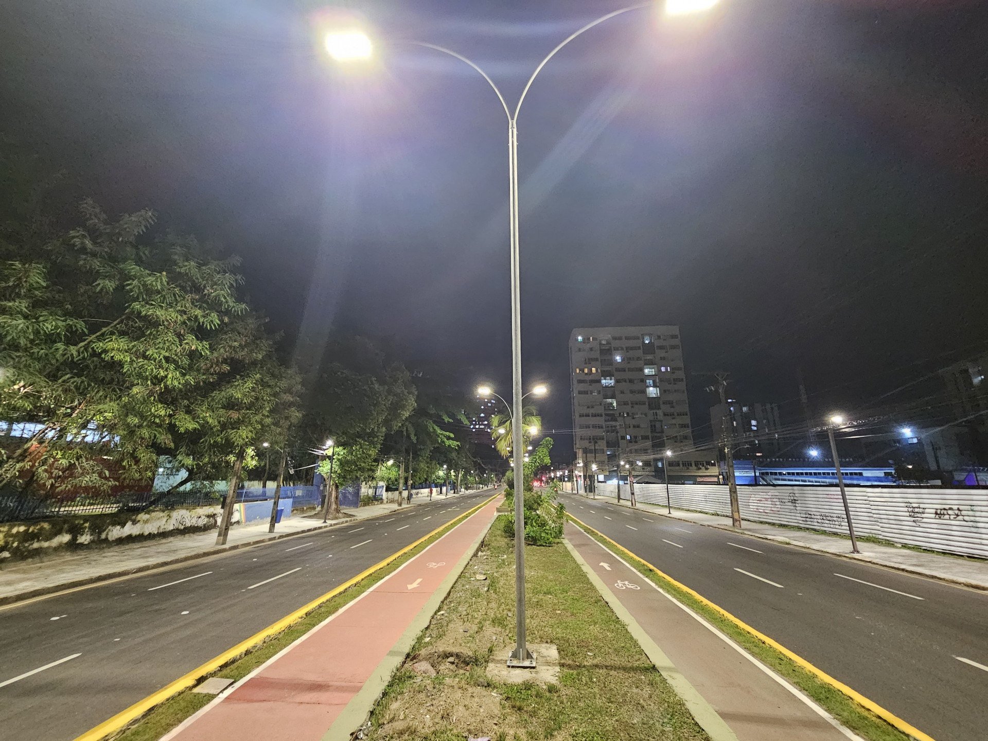 Obras na Avenida Mário Melo são concluídas no Centro do Recife