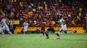 Lance do jogo entre Sport x Botafogo pela 15ª rodada do Brasileirão