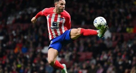 O jogador desembarca no Rio de Janeiro nesta terça-feira (22), em voo proveniente de Madrid