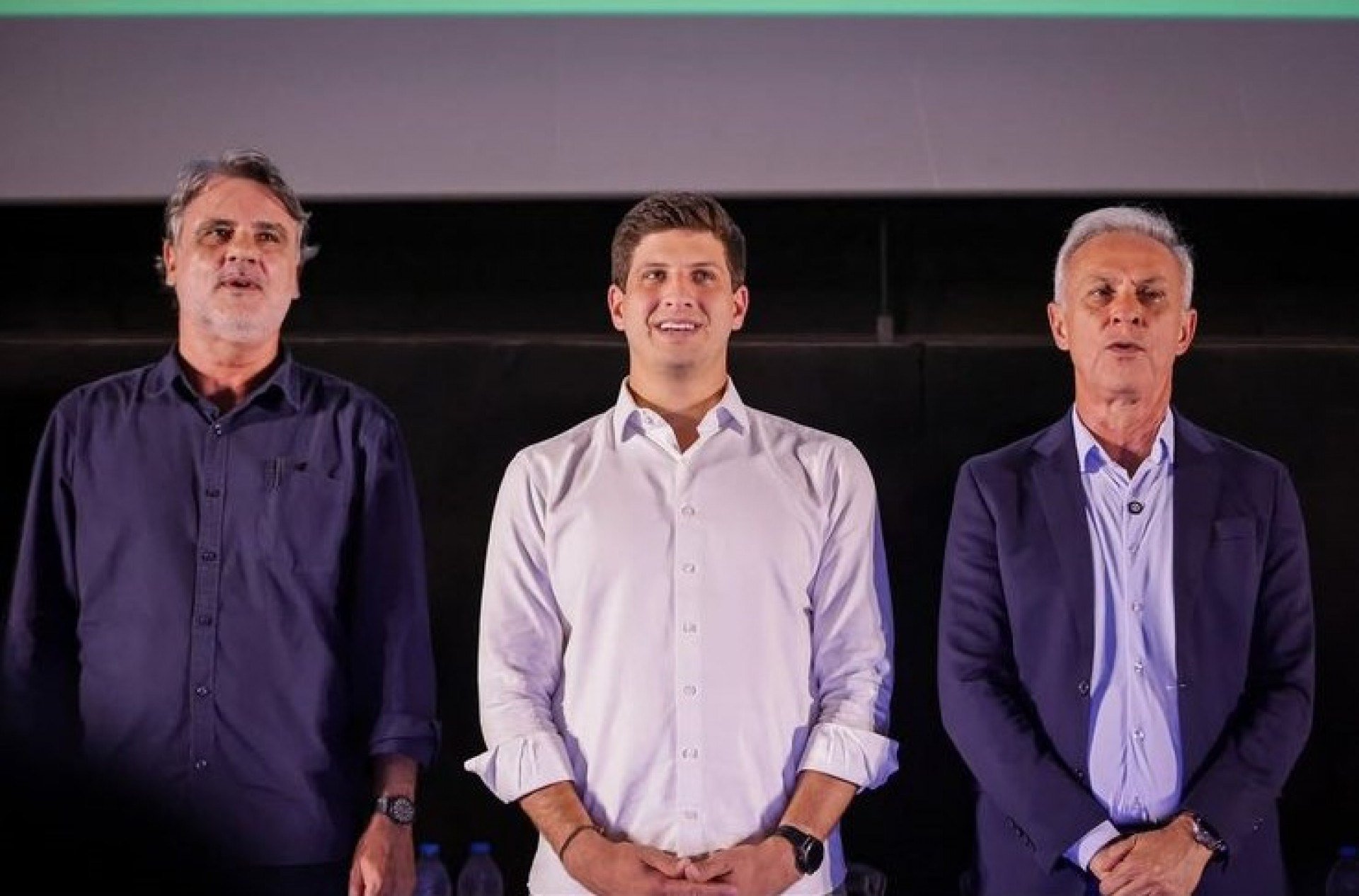 João Campos participa de evento do MDB após consolidar apoio do partido em Pernambuco