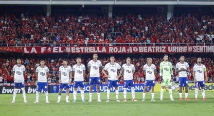 O Bahia foi eliminado da Sul-Americana após perder para o América de Cali por 2x0. Em uma partida abaixo, David Duarte foi o melhor jogador do Esquadrão na partida. 