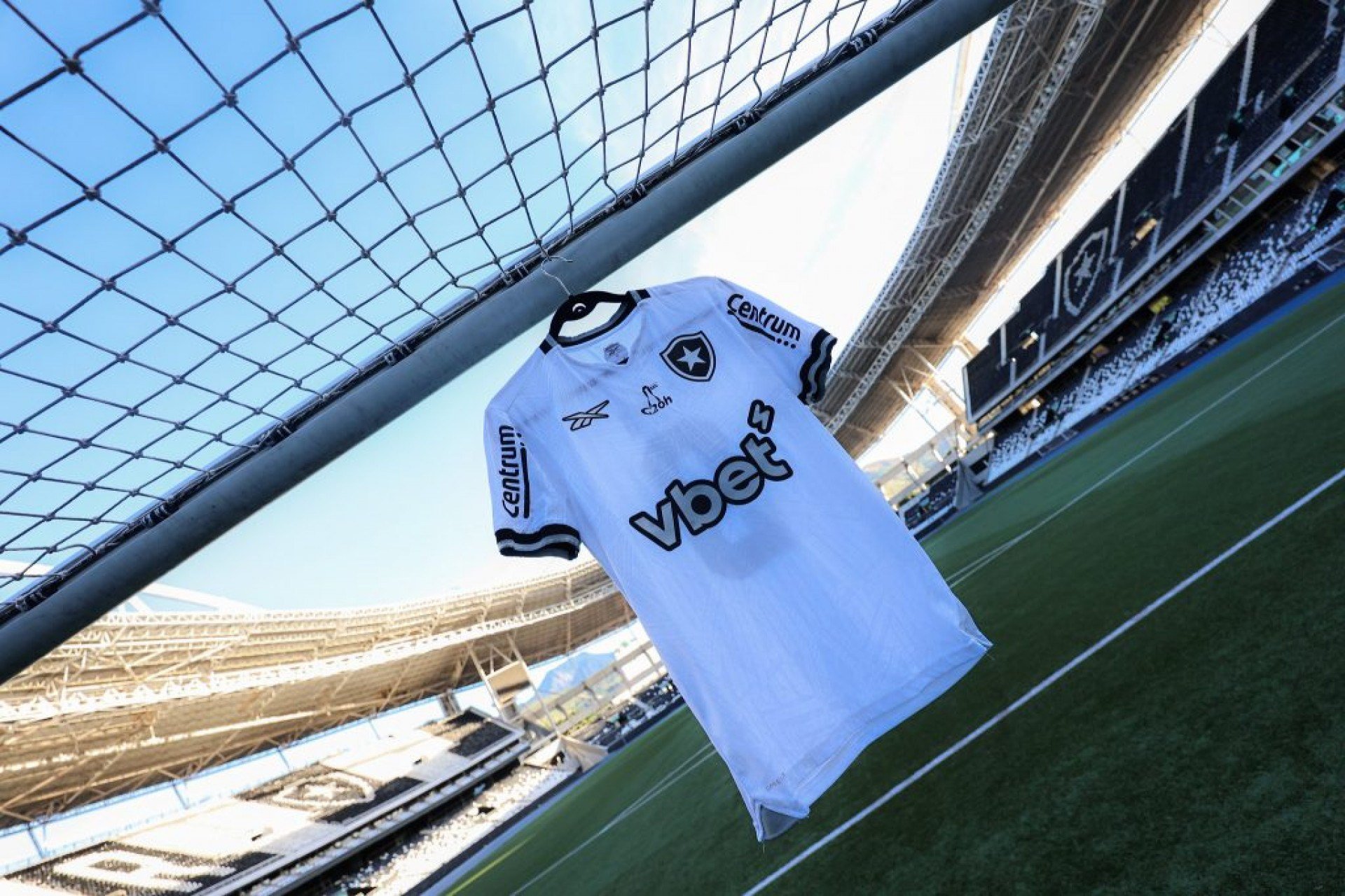 Ex-Botafogo revela mala branca do Palmeiras em jogo contra o Flamengo
