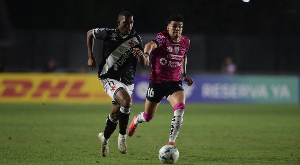 Gigante da Colina não reverte goleada sofrida no Equador e se despede da competição sob vaias da torcida
