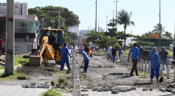 Obras na orla de Piedade foram retomadas na última segunda-feira (21)