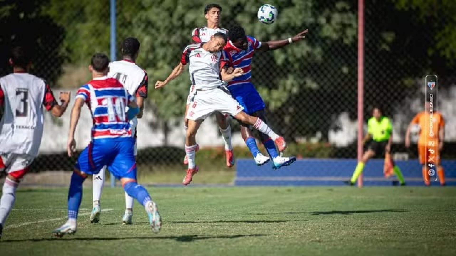 Fortaleza é superado pelo Flamengo, mas garante vaga às quartas de final do Brasileirão Sub-20