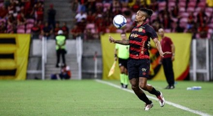 Dalbert, lateral-esquerdo do Sport