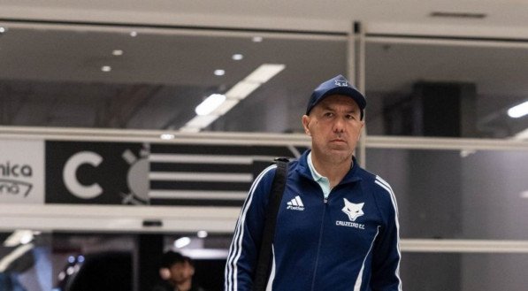 Jardim vê dificuldades do Cruzeiro diante do Corinthians, mas acha empate justo