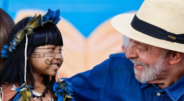 Lula vai ao Jequitinhonha e provoca Trump