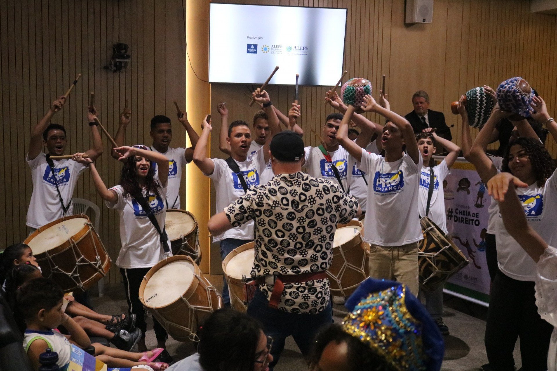 Movimento Pró-Criança abre 150 vagas em cursos gratuitos de tecnologia no Recife; veja como participar