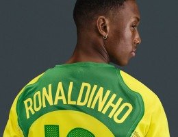 Nike relança camisa icônica da Seleção Brasileira; valores chegam a R$ 900,00