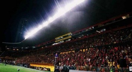 Rubro-Negro recebe o Peixe neste sábado (26), em duelo pela 17ª rodada do Campeonato Brasileiro. A bola rola às 18h30 na Ilha do Retiro.
