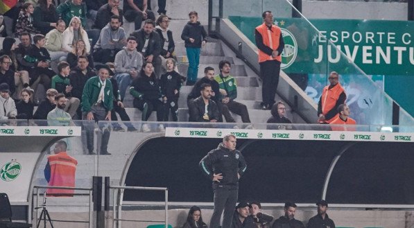 Tencati aponta "comportamento mental" como raiz dos resultados negativos
