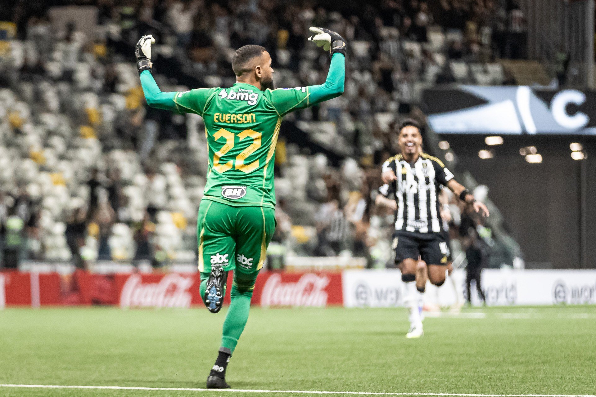 Everton brilha e coloca o Atlético-MG nas oitavas de final da Copa Sul-Americana