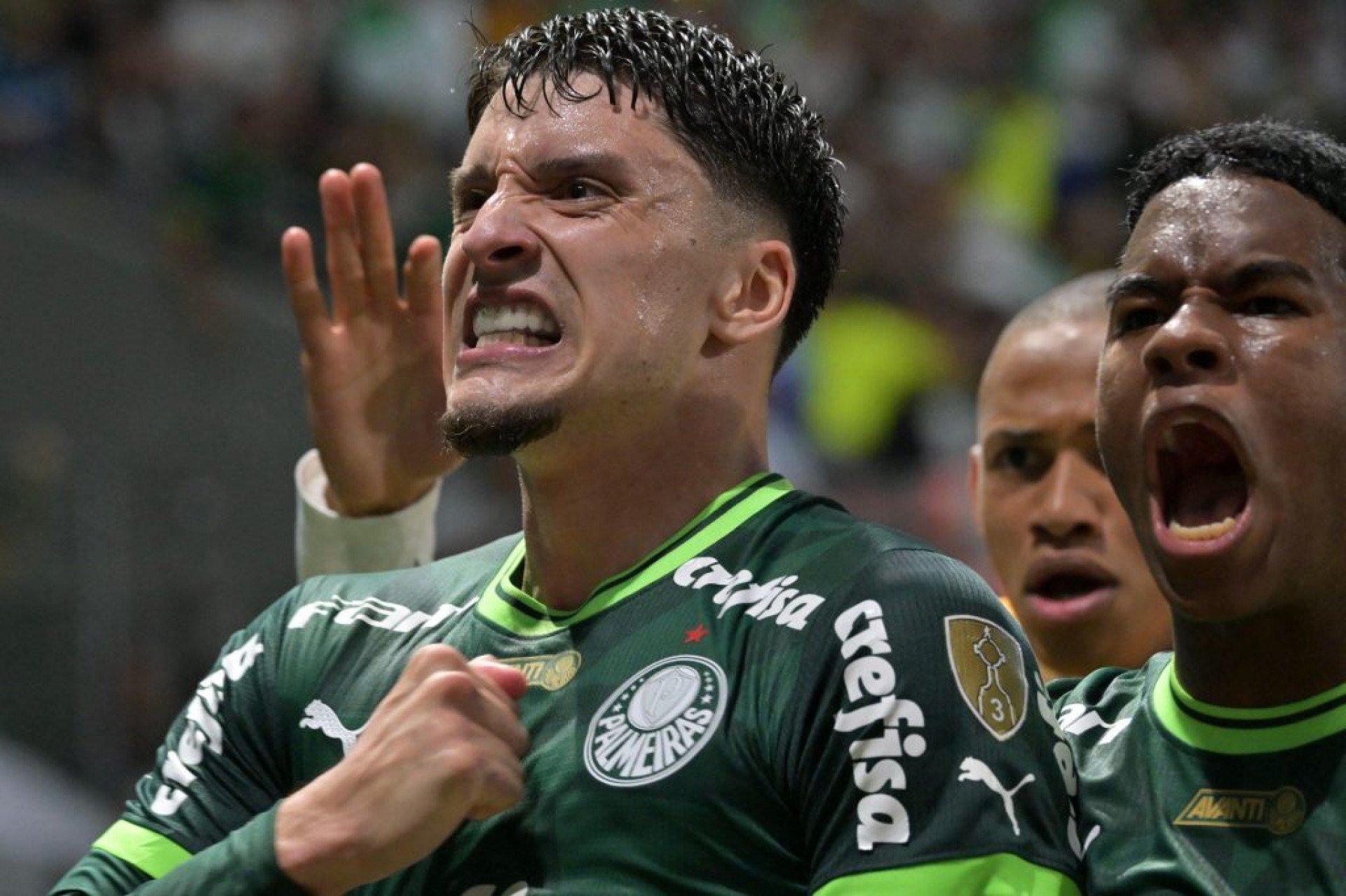 Palmeiras anuncia renovação de contrato de Piquerez