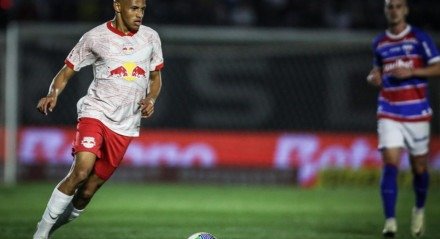 Massa Bruta luta para se manter no G-4 da competição nacional.