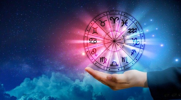 Signos que vão receber uma notícia inesperada que muda tudo no amor
