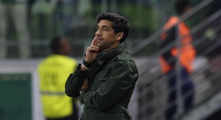 Abel Ferreira analisa vitória e reclama do gramado do Allianz Parque: ‘está ruim’