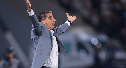 Renato Paiva valoriza primeira vitória pelo Fortaleza