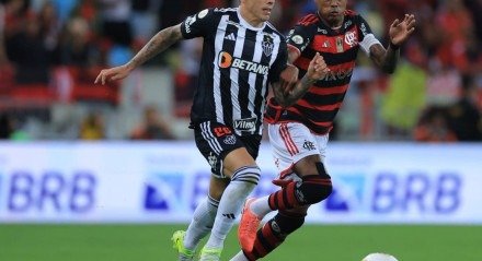 Rubro-negro encara o Galo no Maracanã e pode ser líder com um jogo a menos, dependendo dos resultados da rodada