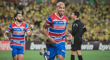 O Fortaleza vive um momento delicado no Campeonato Brasileiro de 2025. Após algumas rodadas, o time ocupa a 19ª colocação na tabela, com apenas 11 pontos conquistados. A equipe vem de uma sequência ruim de resultados e precisa urgentemente retomar o caminho das vitórias para sair da zona de rebaixamento, onde permanece desde a 12ª [&#8230;]