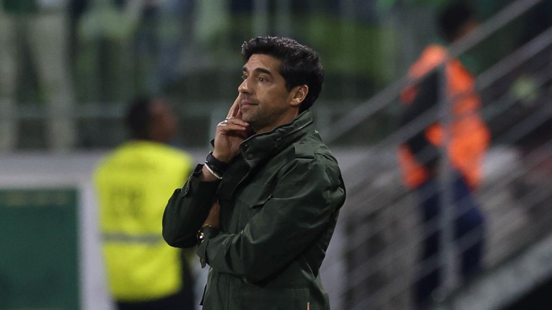 Abel Ferreira analisa vitória e reclama do gramado do Allianz Parque: ‘está ruim’