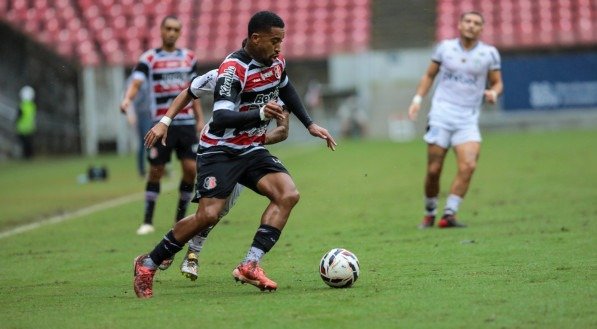 Imagem da partida entre Santa Cruz e Treze, pela Série D